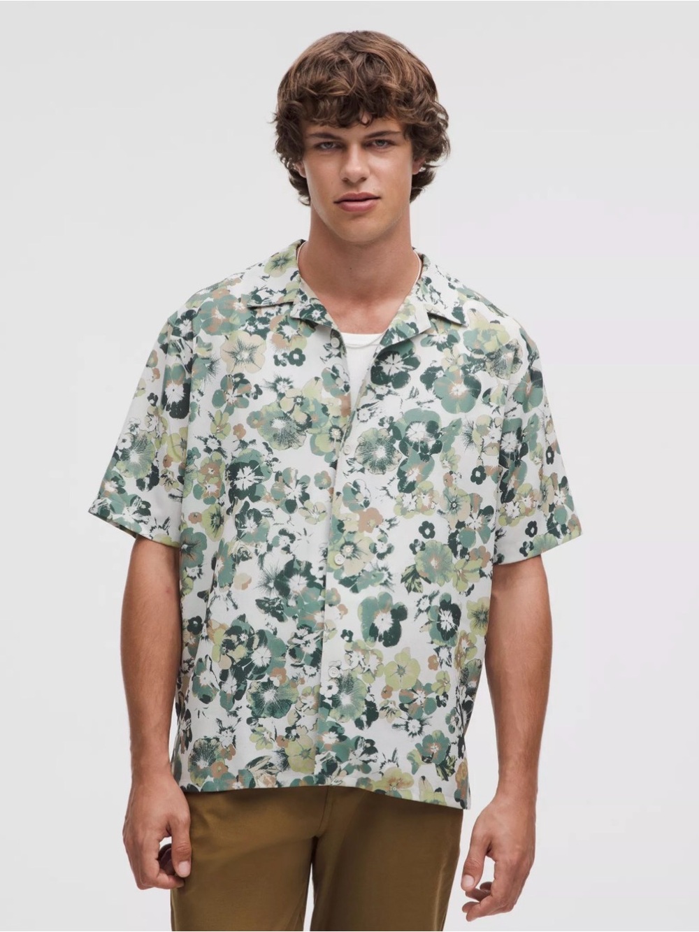 lululemon athletica Floral Short-Sleeve Shirt Jacket in White, Green & Gray